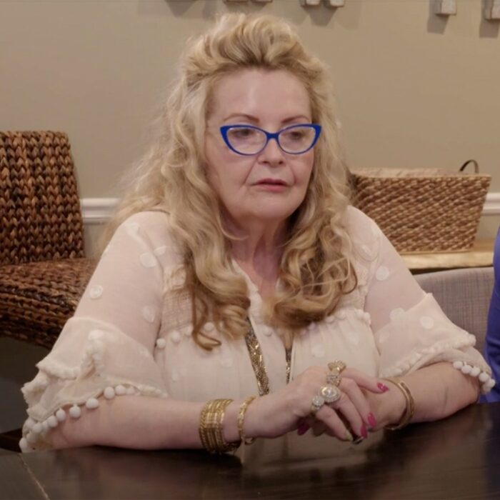 90 Day Fiancé: The Other Way Clip: Debbie and Her Son Fight Over Financially Supporting Oussama - E! Online