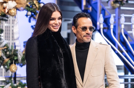 Nadia Ferreira and Marc Anthony pose on grand staircase during visit to Empire State Building. Marc Anthony helps to ceremonial lighting of ESB in gold on Maestro Cares golden anniversary.
NY: Marc Anthony visits Empire State Building, New York, United States - 05 Dec 2022