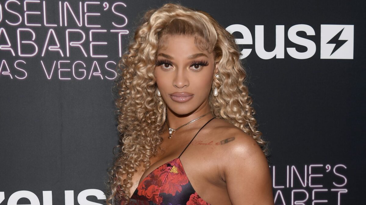 Joseline Hernandez Reputedly Reacts After Arrest Warrant Is Issued For Her Alleged ‘Battery Of Legislation Enforcement’ Officials